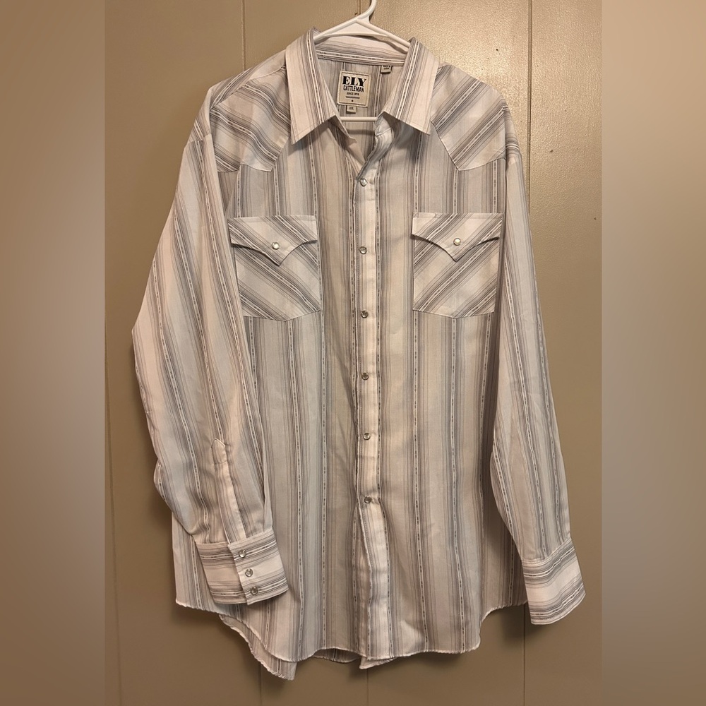 ELY Cattleman White Button Down Shirt